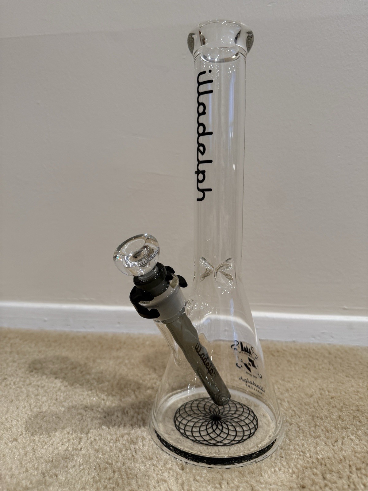 Illadelph Mini Beaker Black Immaculate Condition