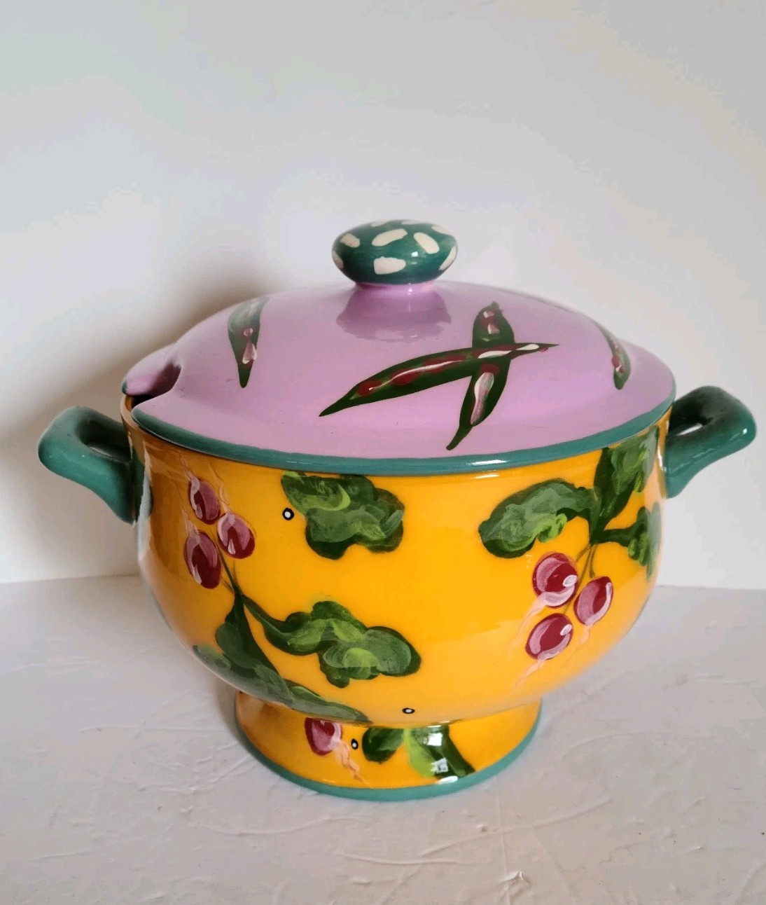 Vintage DROLL DESIGNS Bergdorf Goodman Radish Bean Soup Tureen EXCELLENT