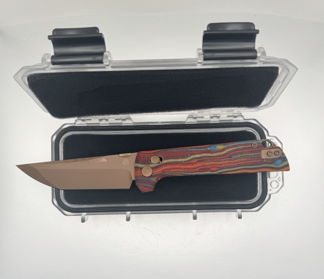 NEW North Mountain Blade 2418-Flame On Chop Going Gear Exclusive BNIB Red Starry