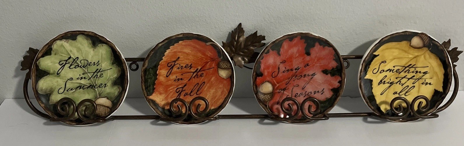 MWW Market Mini Plate Set Fall Leaf Collage Autumn & Leaf Mini Plate Rack Holder
