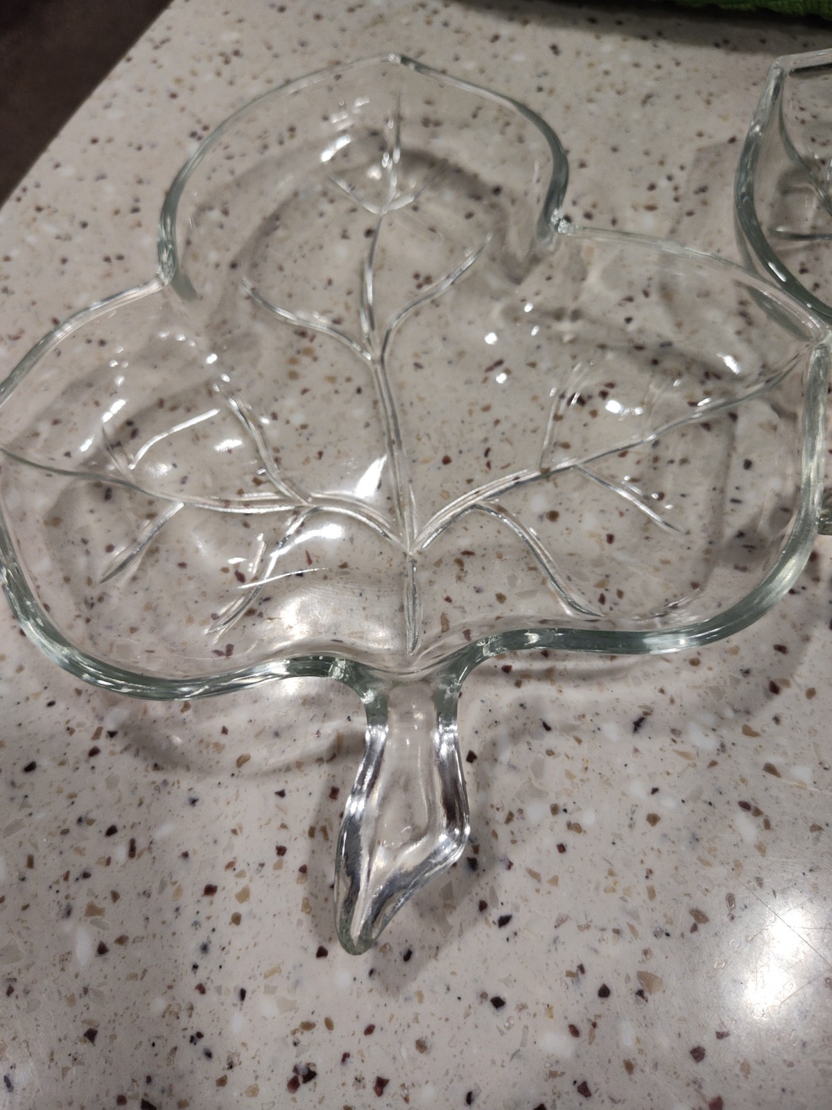 Vintage Clear Glass Leaf Candy Dish Plate U689