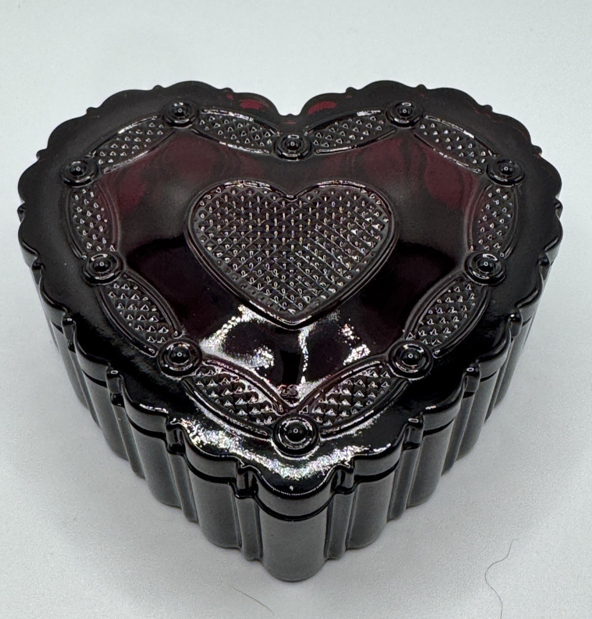 Vintage Avon 1876 Cape Cod Heart Shaped Trinket Box Royal Ruby Red Dish with Lid