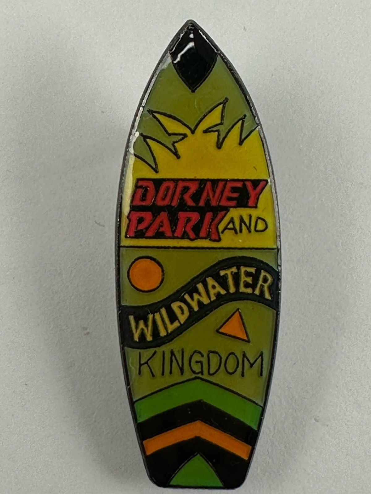 Dorney Park & Wildwater Kingdom Allentown PA Amusement Theme Park Surfboard Pin