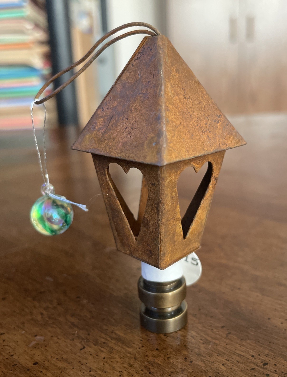 Preowned Vintage NOS Nautical Lantern / Ball Metal Lamp Finial