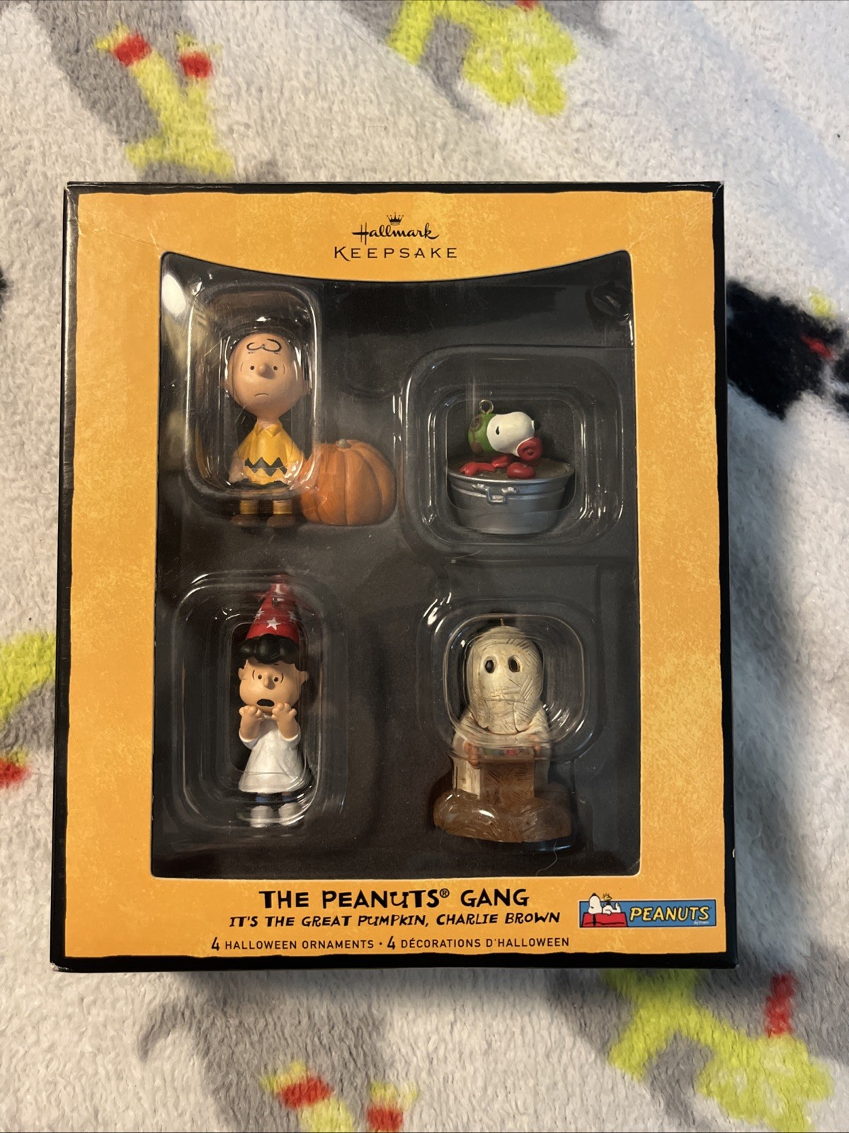 Hallmark Keepsake The Peanuts Gang It's The Great Pumpkin 4 Ornament Set 2008