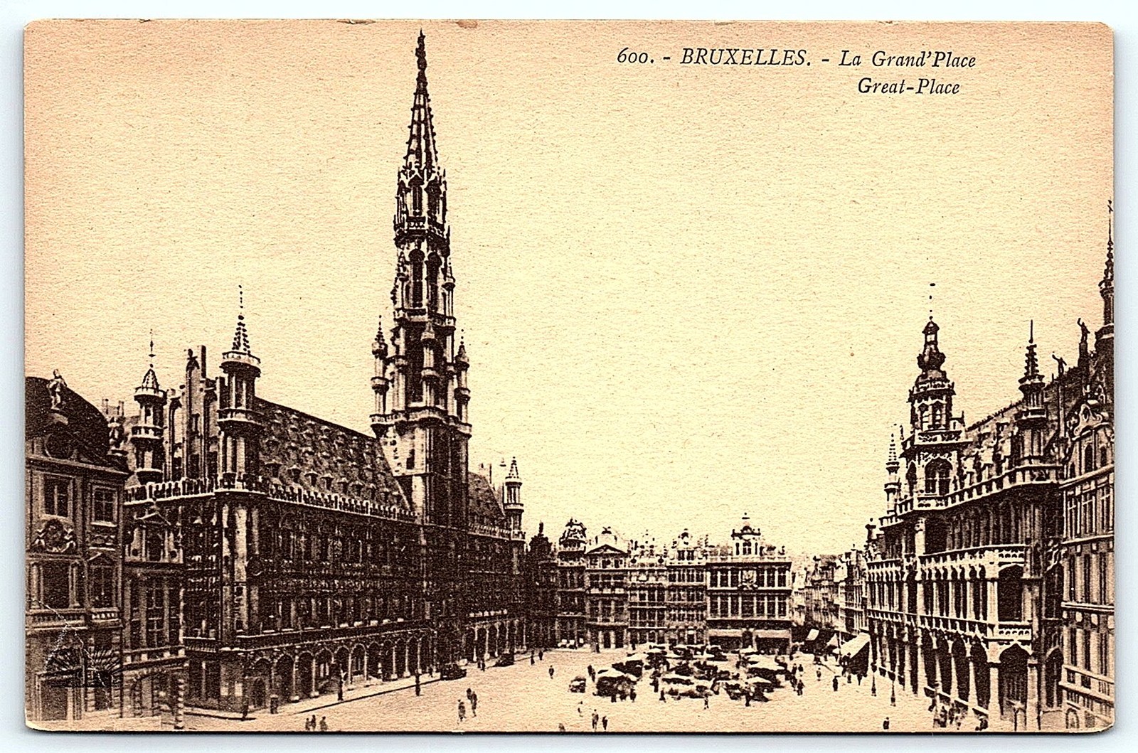 Postcard Vintage postcard: Brussels\' Grand Place