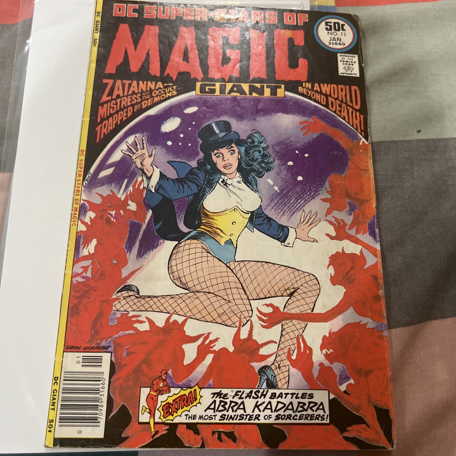 DC Super-Stars #11 DC Comics 1977 Zatanna Gray Morrow Cover Bronze Age Giant
