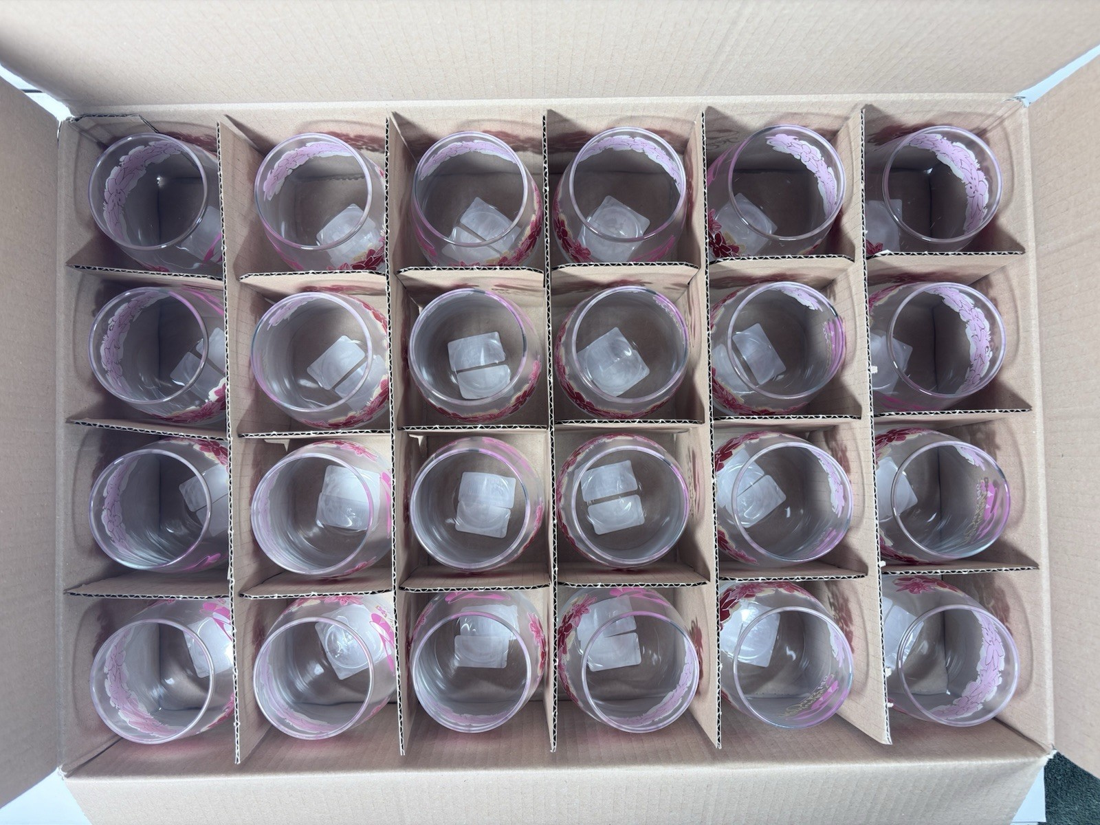 24 Kentucky Oaks 146 Stemless Wine Glasses Churchill Downs Lily 15oz Open Box 24 Kentucky Oaks 146 Stemless Wine Glasses Churchill Downs Lily 15oz Open Box
