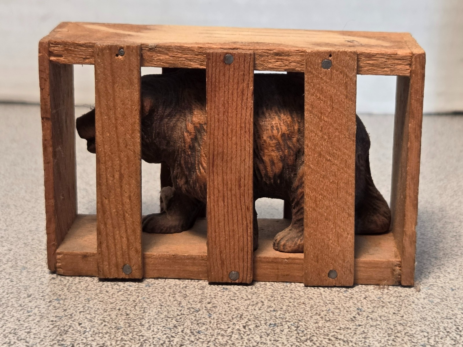 Vintage Yosemite National Park Souvenir Good Luck Bear In Wood Crate