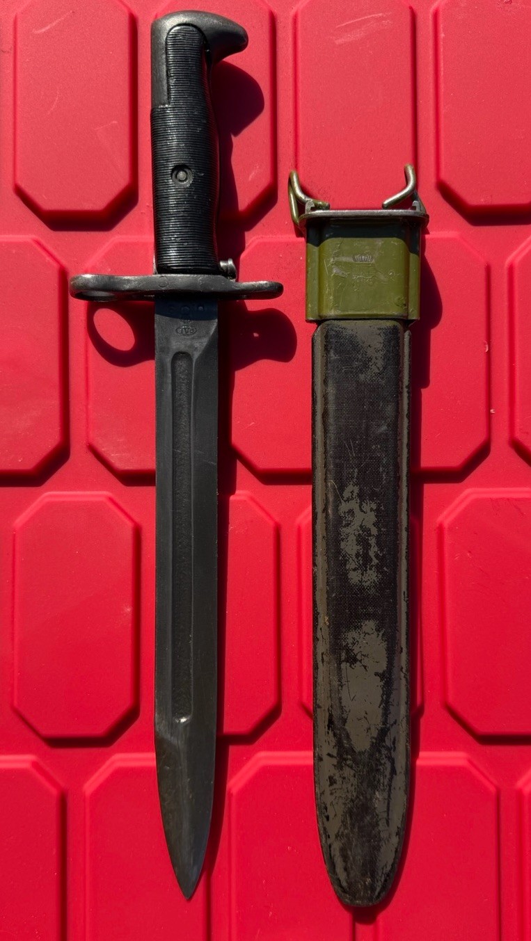 Vtg WW2 UNDATED US M1 GARAND BAYONET PAL FLAMING BOMB Knife SCABBARD Military