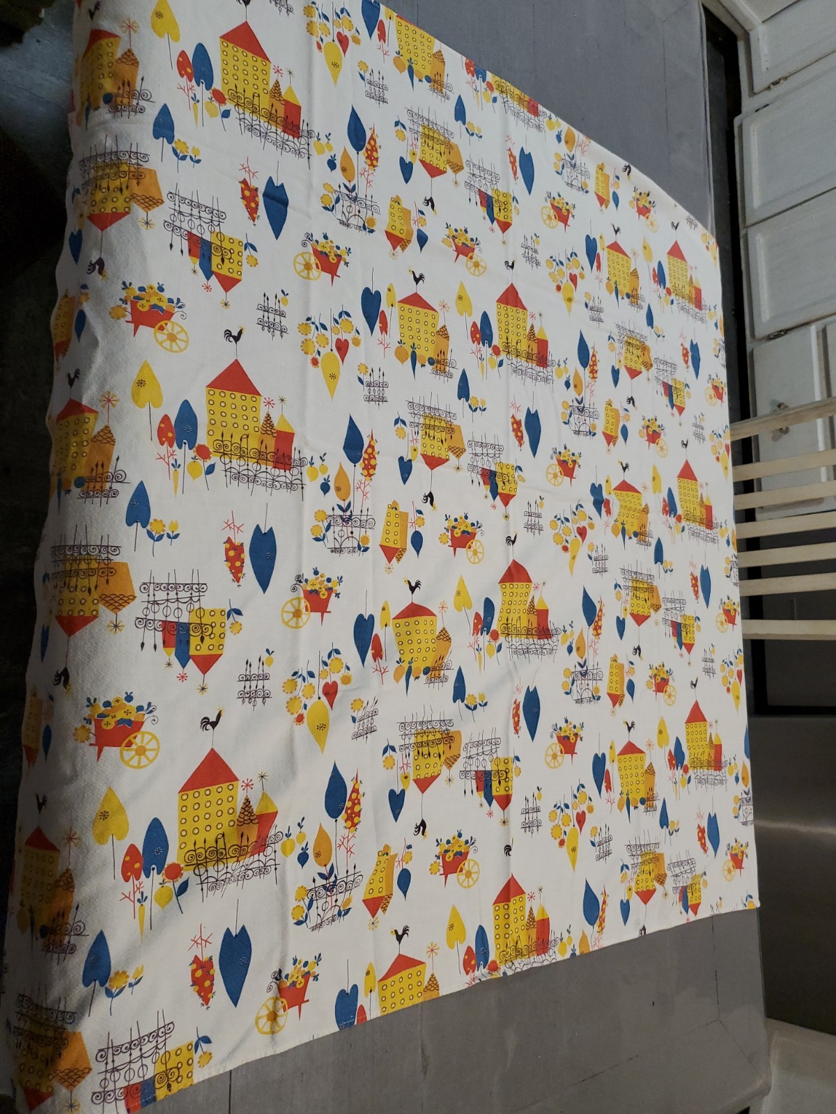 Vtg 50s 60s Tablecloth Weathervane Rooster Starburst Sunflower Kitsch 48x45