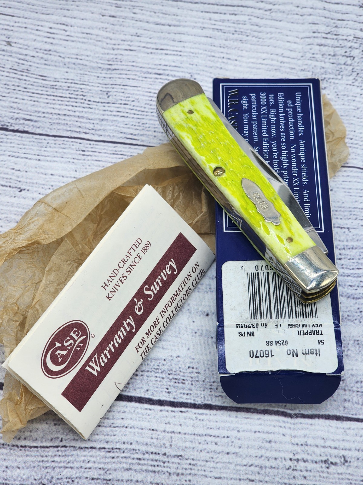 Case XX Limited XX Edition 1 of 3000 Lime Green Trapper Pocket Knife 16070