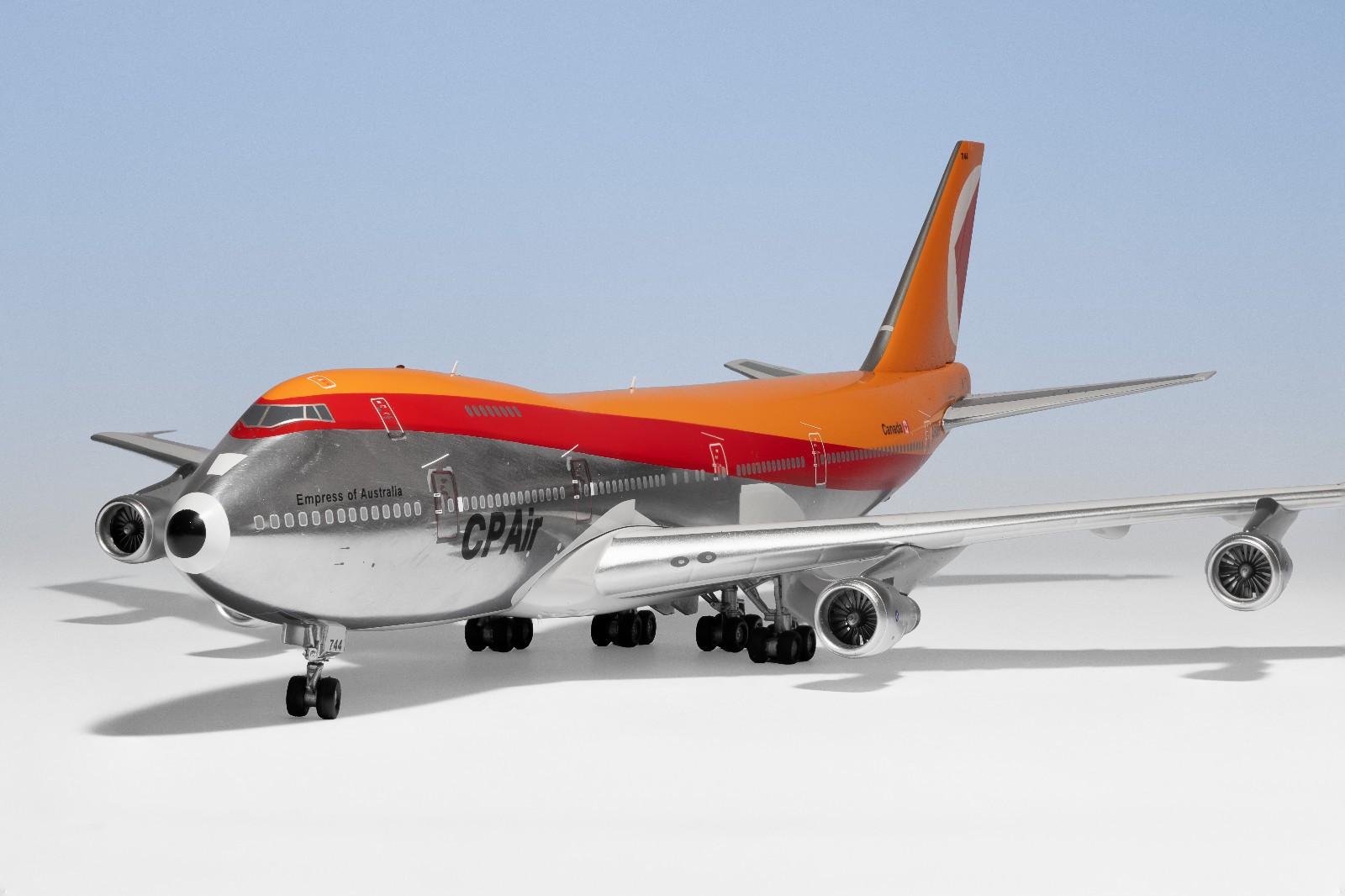 Inflight200 1:200 CP Air 747-200 
