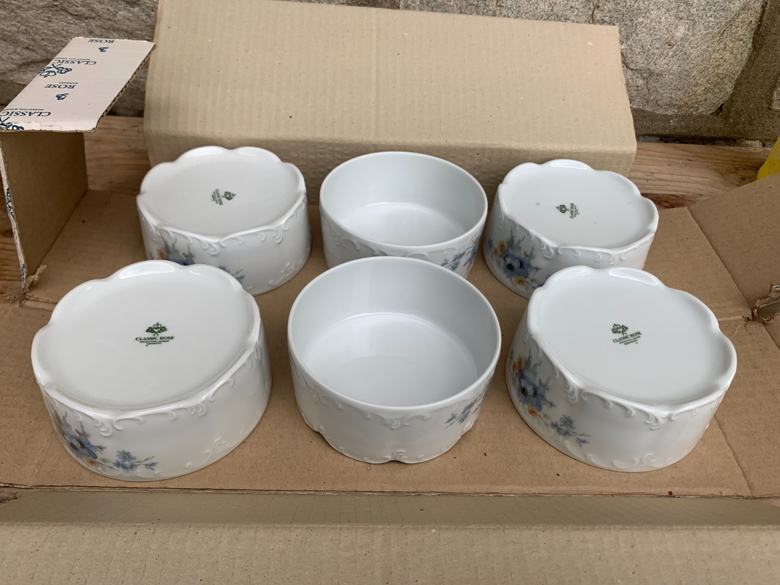 6 Pc Rosenthal Monbijou Belvedere Classic Rose Dessert / Fruit Bowls NIB Germany