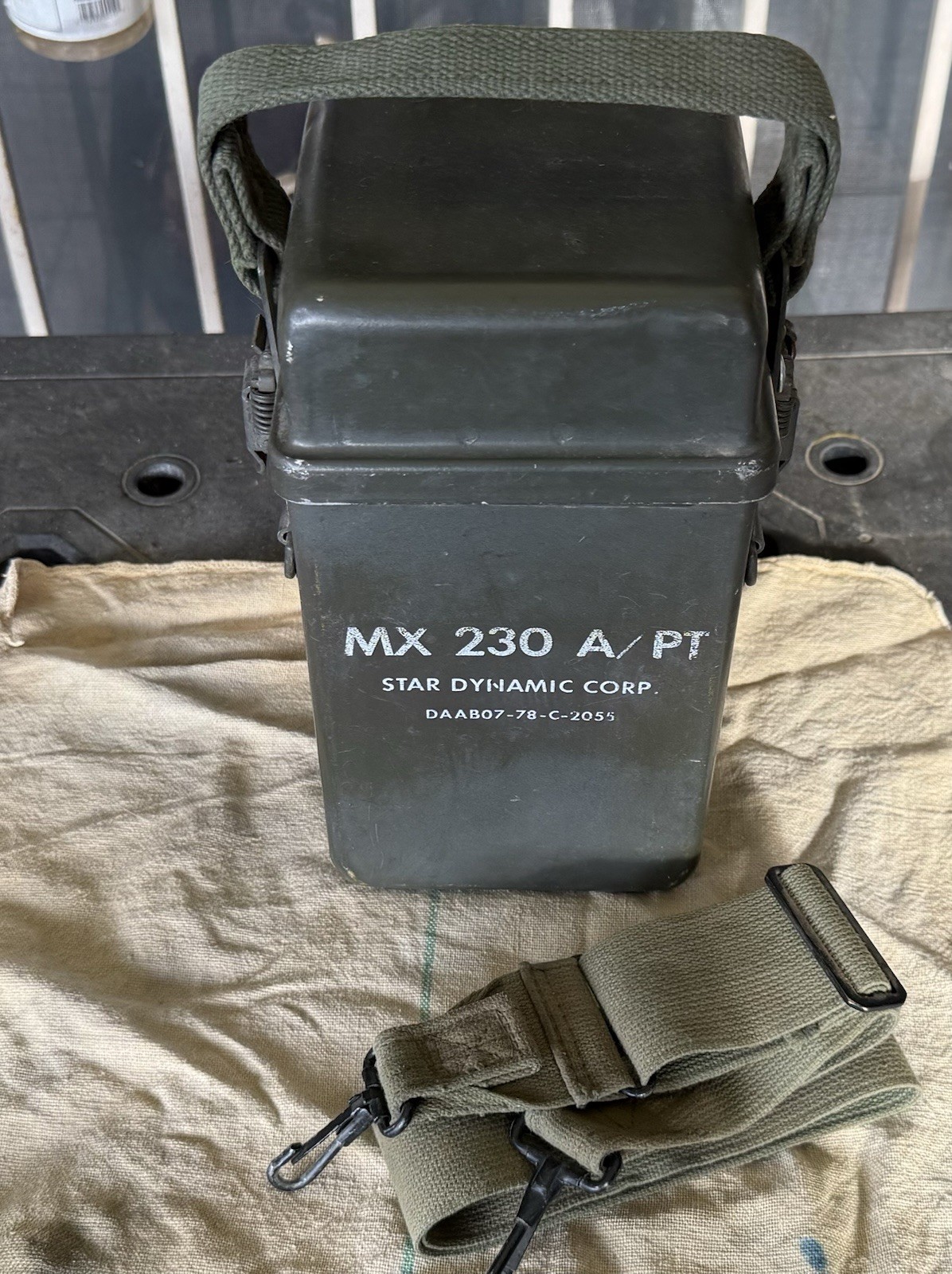 VINTAGE US MILITARY MX 230 A/PT ACCESSORY CASE STAR. MFG. SB-22 SWITCHBOARD  *