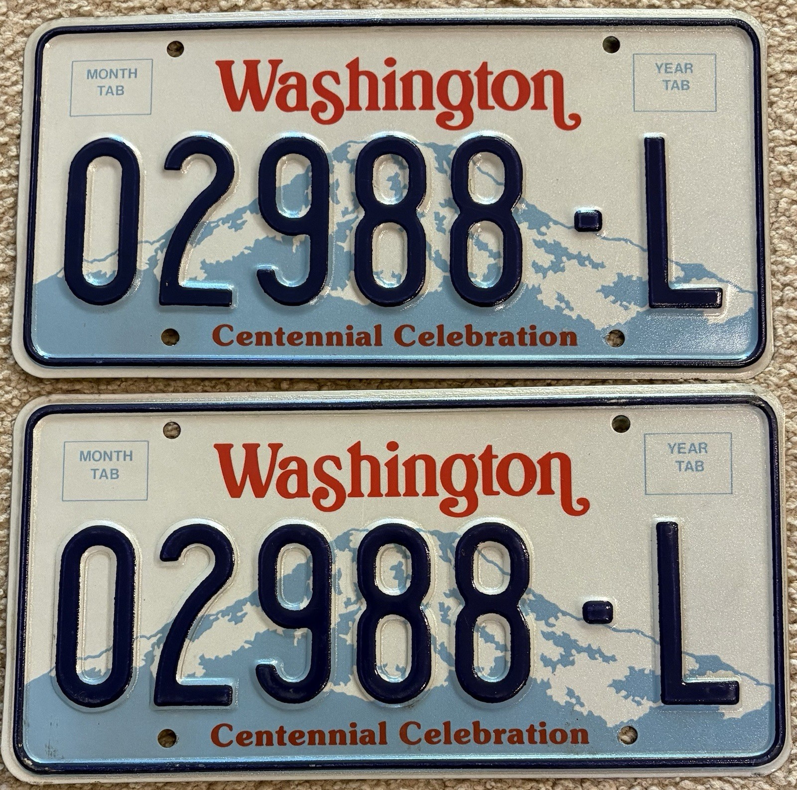Gorgeous Unused Pair Of 1987-1988-1989-1990 Washington Truck License Plates