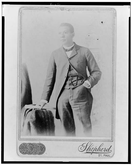Photo:Booker T. Washington Portrait 1890s African American Educator Author