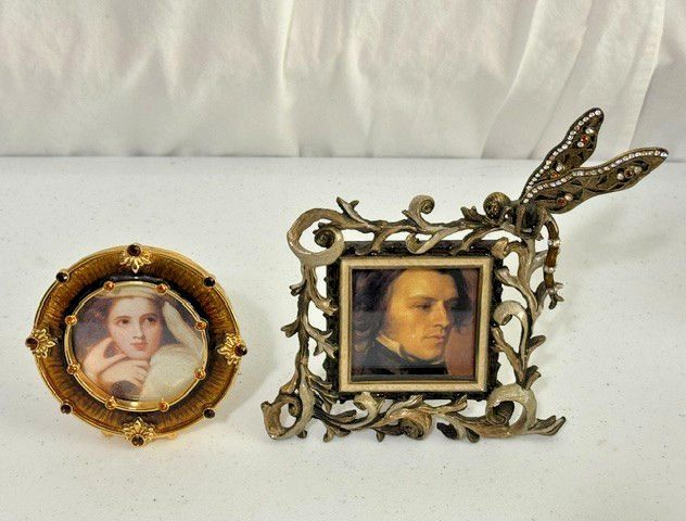 RARE Jay Strongwater Fairy & Agatha Round Photo Frame