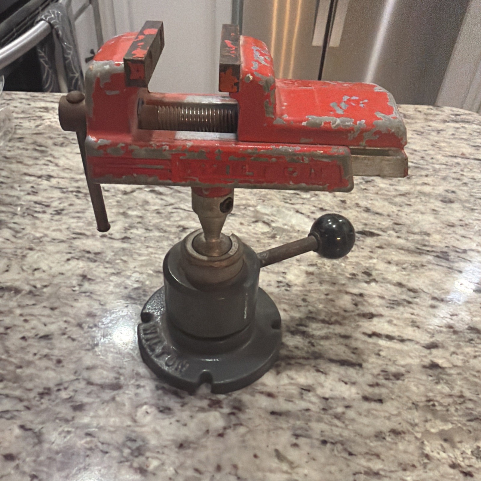 Vintage Wilton Baby Jaw Vise 1125-9 with Swivel Base 344 Pow R Arm