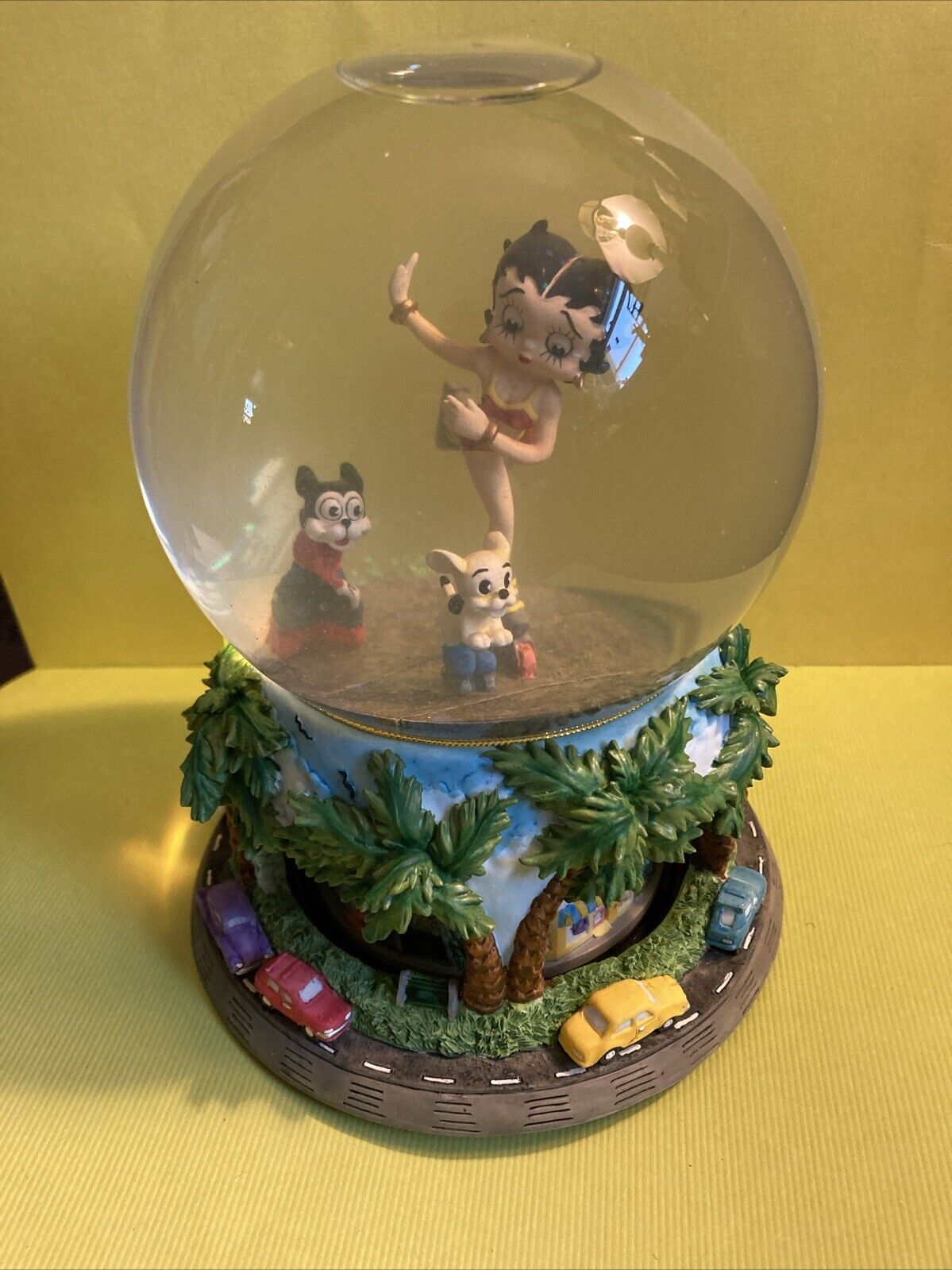1999' Us Vintage Betty Boo Snow Globe With Large Music Box