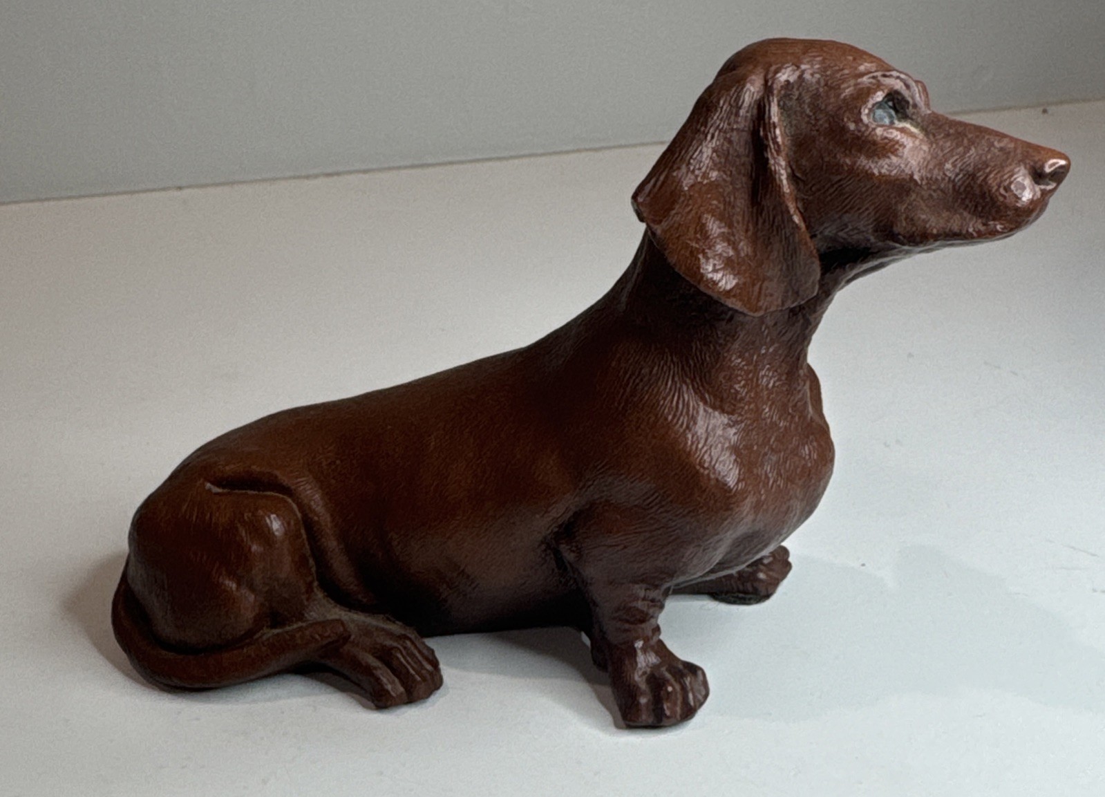 Red Mill MFG Dachshund Figurine / Resin / Dog / Brown / #374 / Vintage