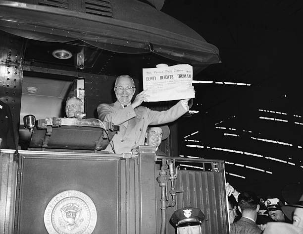 St Louis Mo This photo President Harry S Truman laughing as holds - Old Photo 1