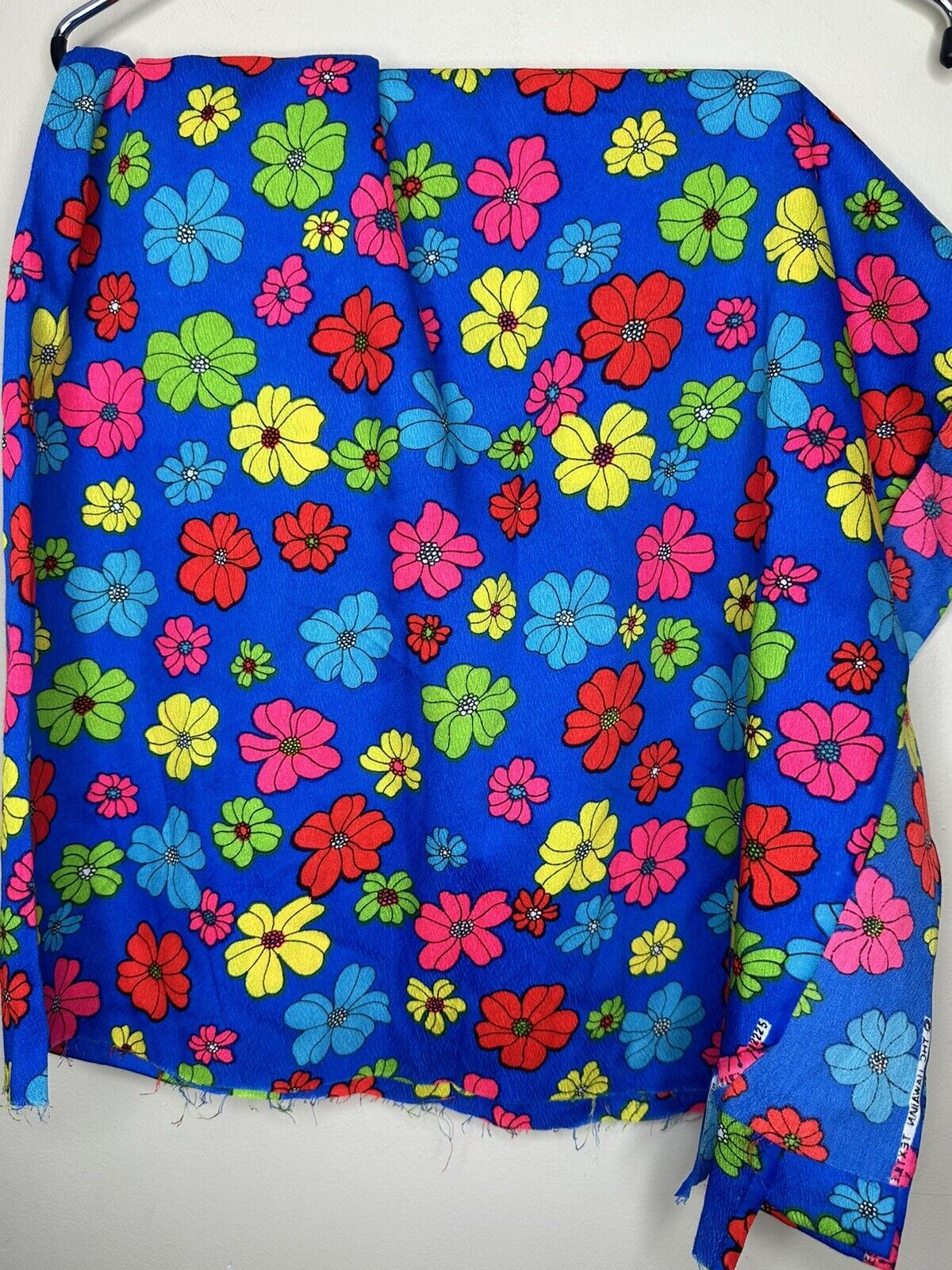 VTG THC Hawaiian Textiles Bright Floral Fabric 60s 70s Psychedelic 3 Yards Rare