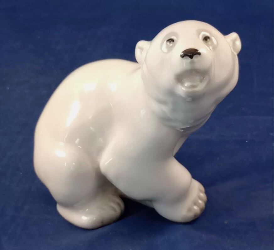 Vintage Russian LOMONOSOV LFZ Porcelain Polar Bear Russia