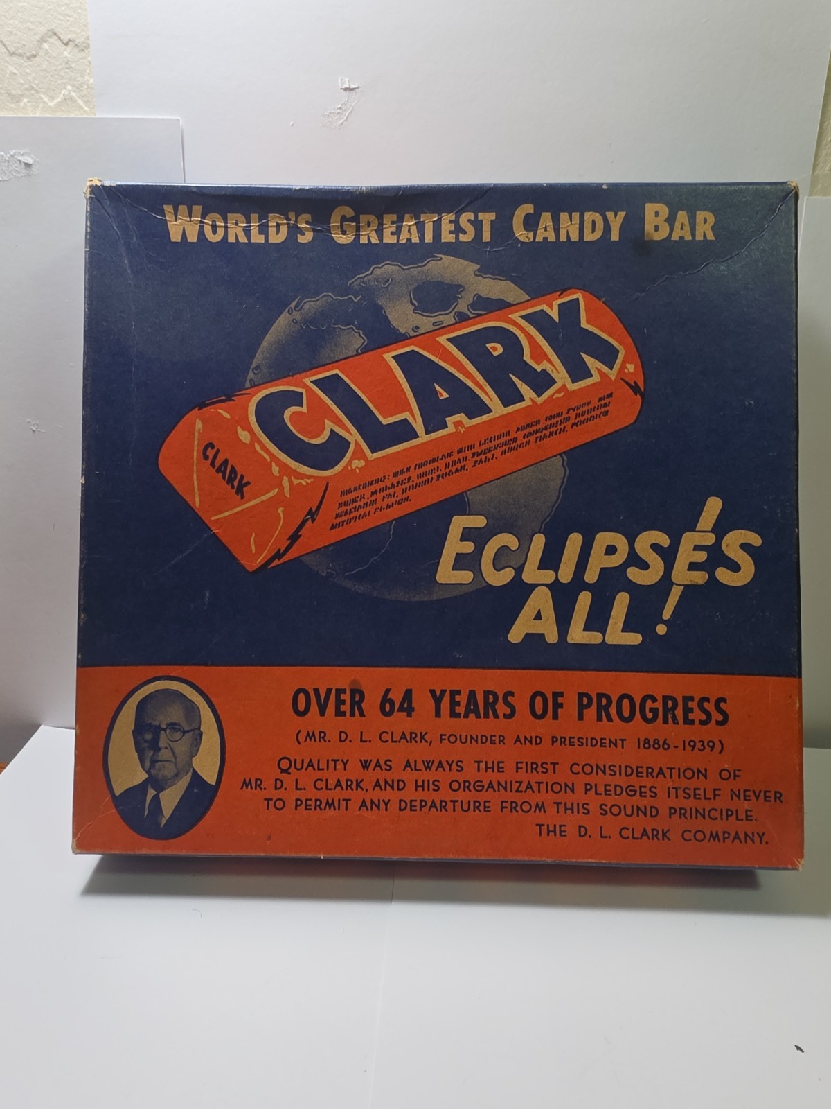 Vintage 930s Clark Bar Eclipses All Cardboard Box in great Condition JRR44