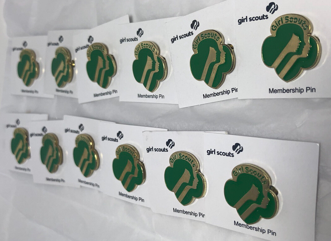 Official Girl Scout Membership Pin Contemporary (2022) - Lot Of 12