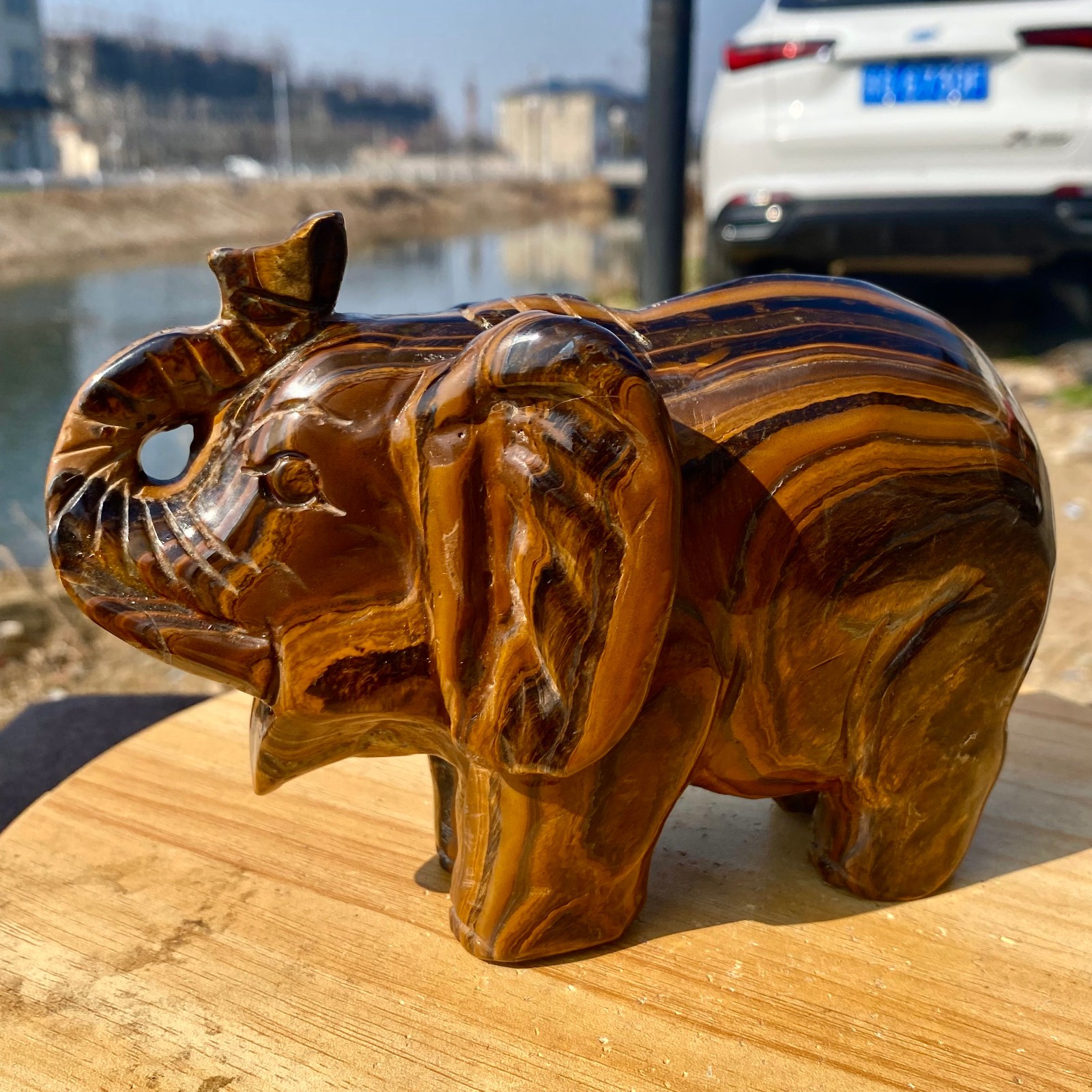 3.72LB Natural Tiger\'s Eye Gemstone Elephant Figurin Hand Carved Mineral