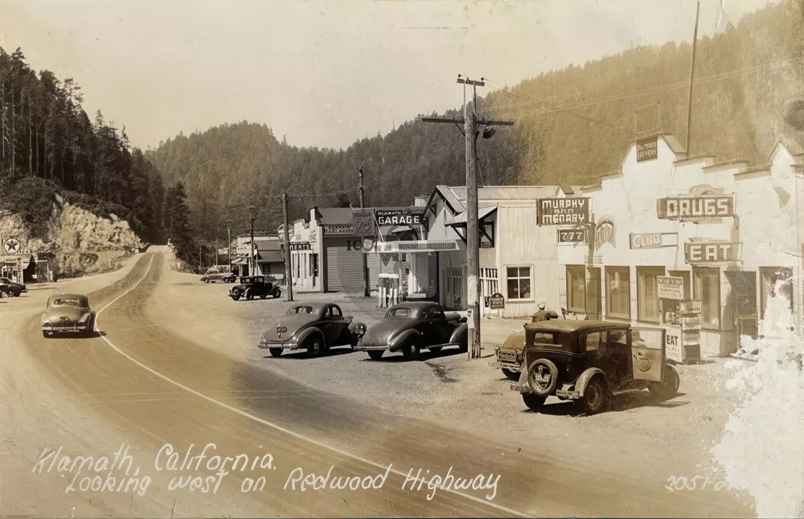Klamath CA California Roadside Gas Station & Stores RPPC Photo Postcard COPY