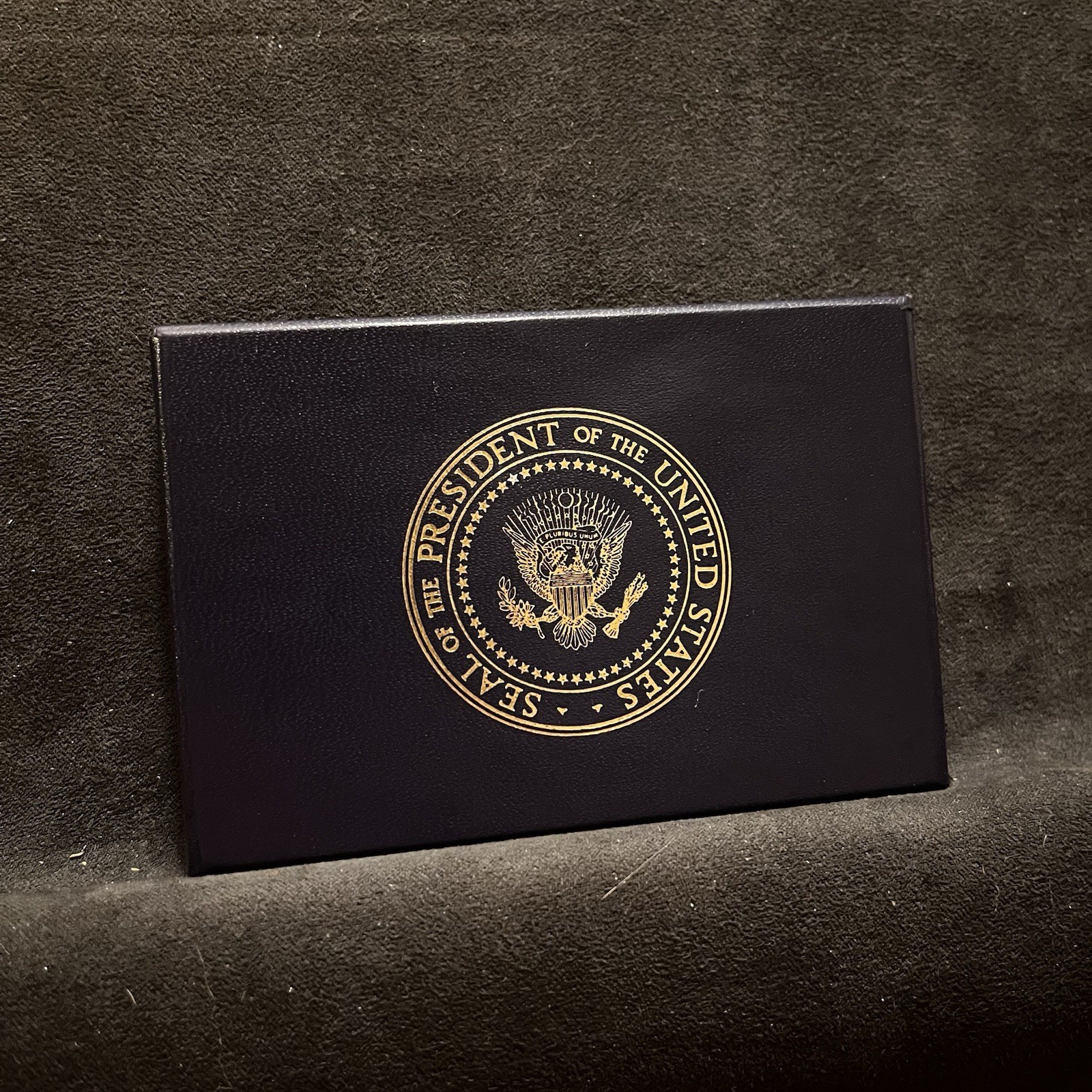 Seal of the President of the United States Card Holder Gold Tone w/ Box & Pouch