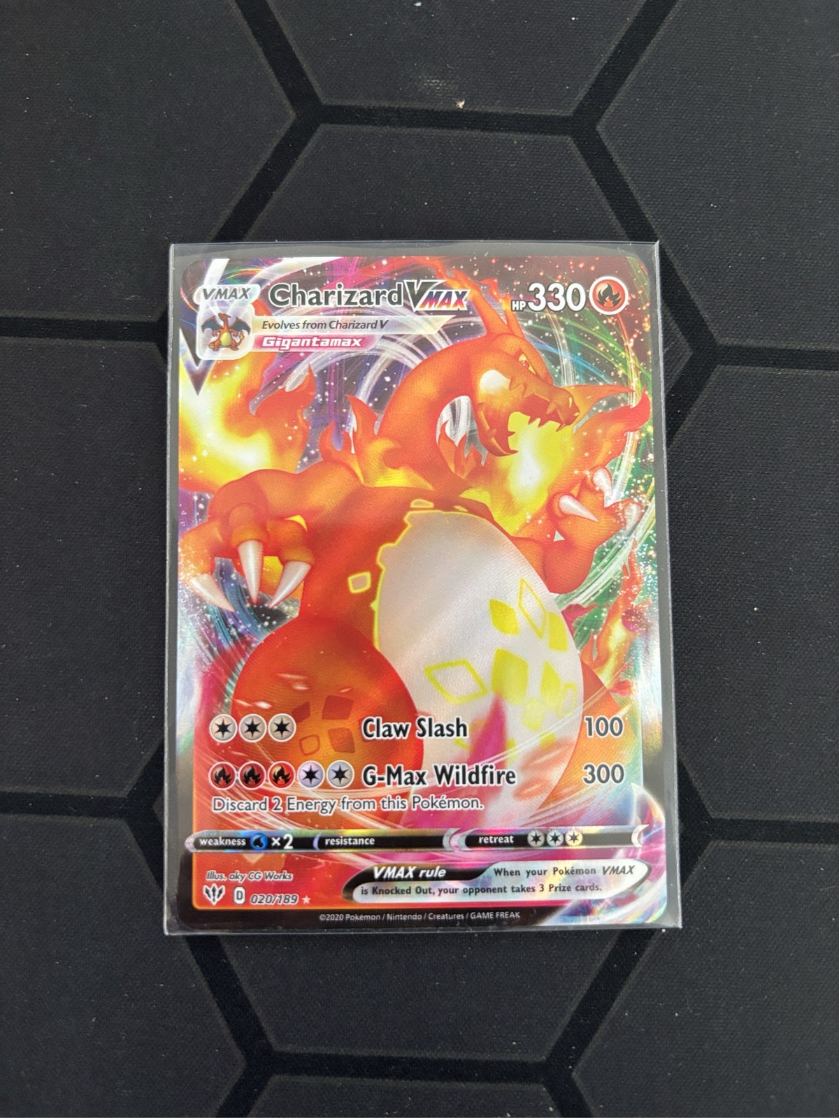 Pokemon Charizard VMAX 020/189 Darkness Ablaze Holo Ultra Rare Card Pokemon Charizard VMAX 020/189 Darkness Ablaze Holo Ultra Rare Card