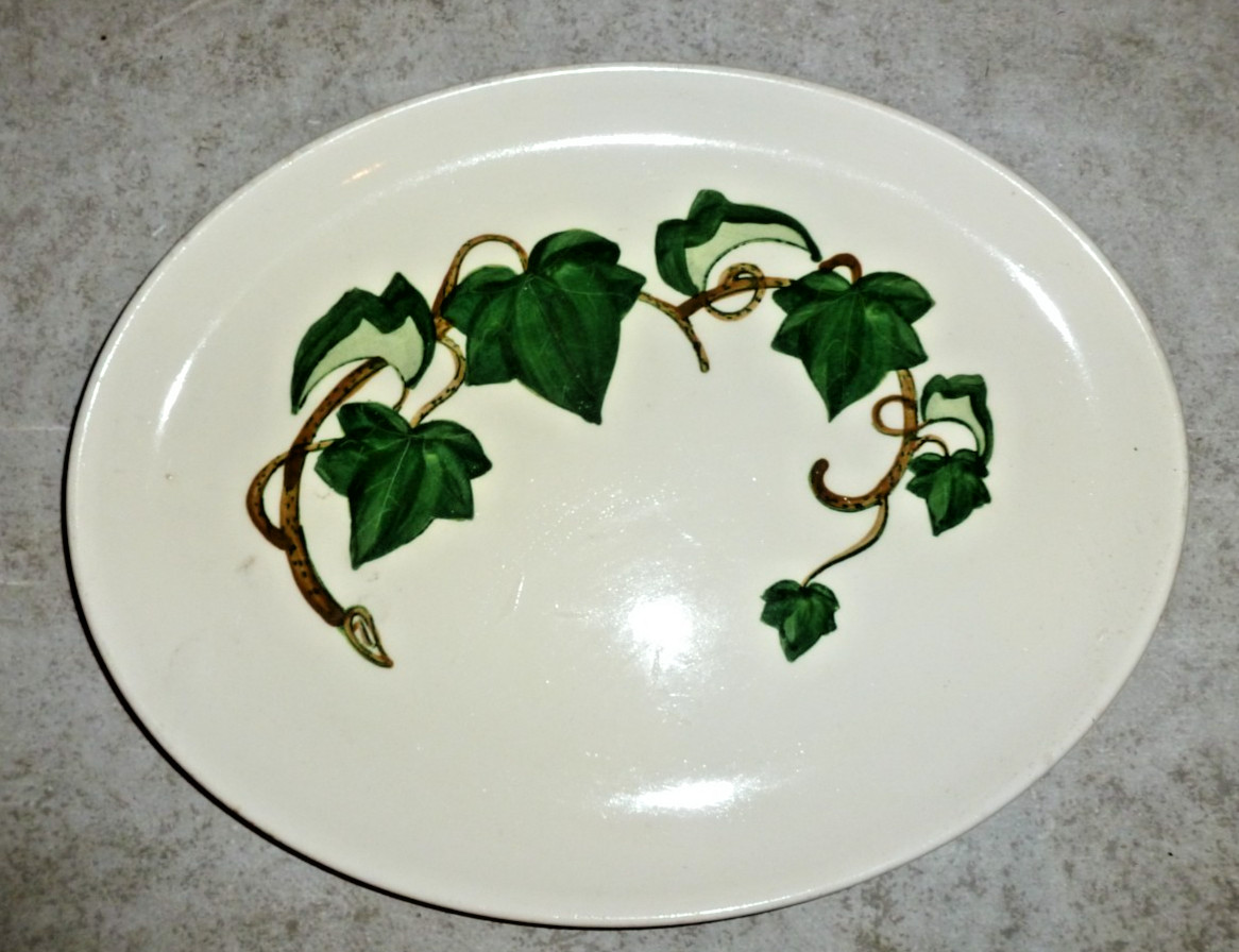 Metlox Poppytrail California Ivy Oval Platter 13.25\