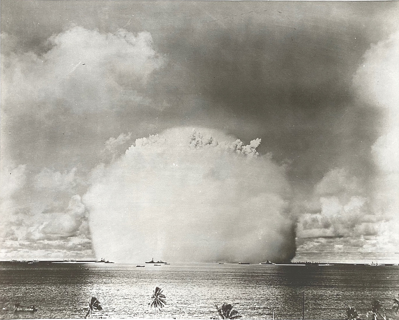 MUSEUM GRADE 1946 OPERATION CROSSROADS ATOMIC BOMB NAVY PHOTO BIKINI ATOLL ORIG.