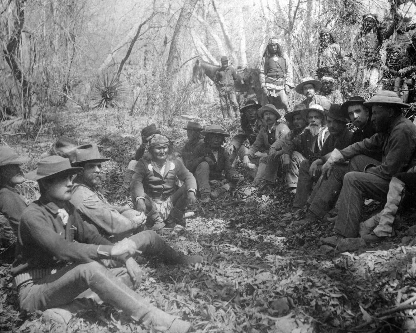 C.S. Fly 1886 Geronimo & General Crook Surrender Photo Apache Indian History
