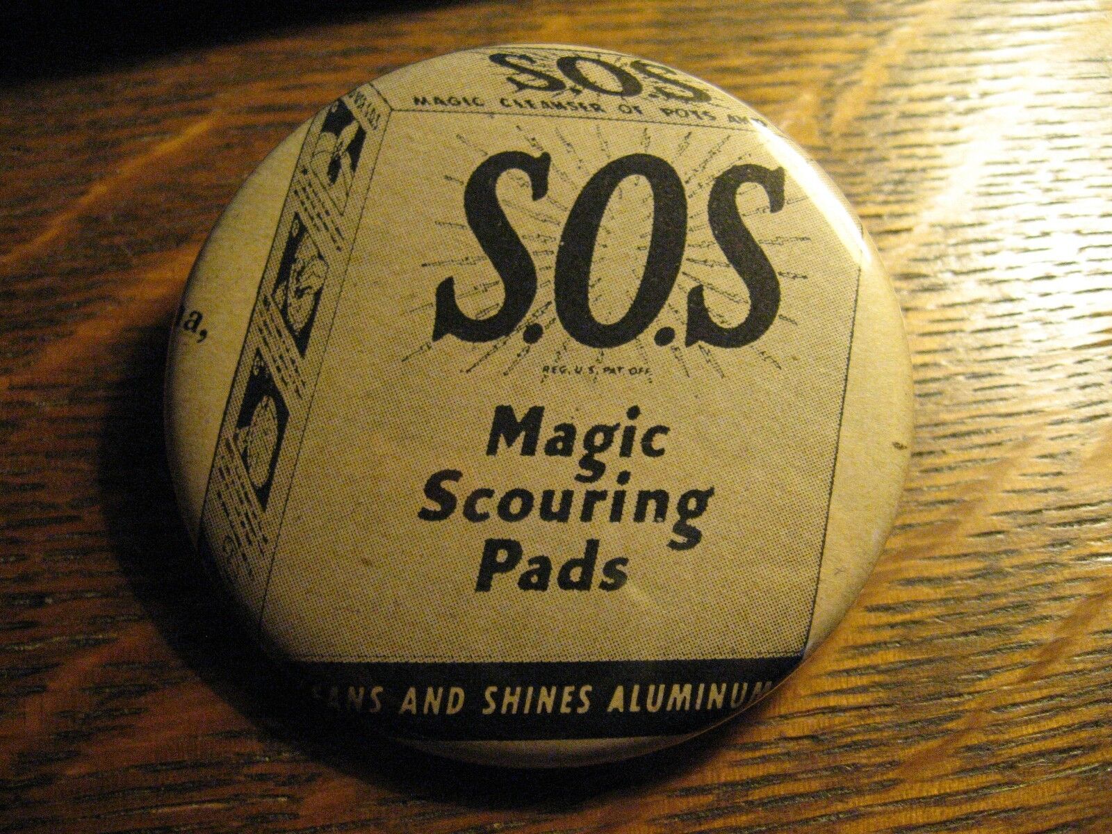 S.O.S. SOS Magic Scouring Pads Box 1946 Advertisement Pocket Lipstick Mirror