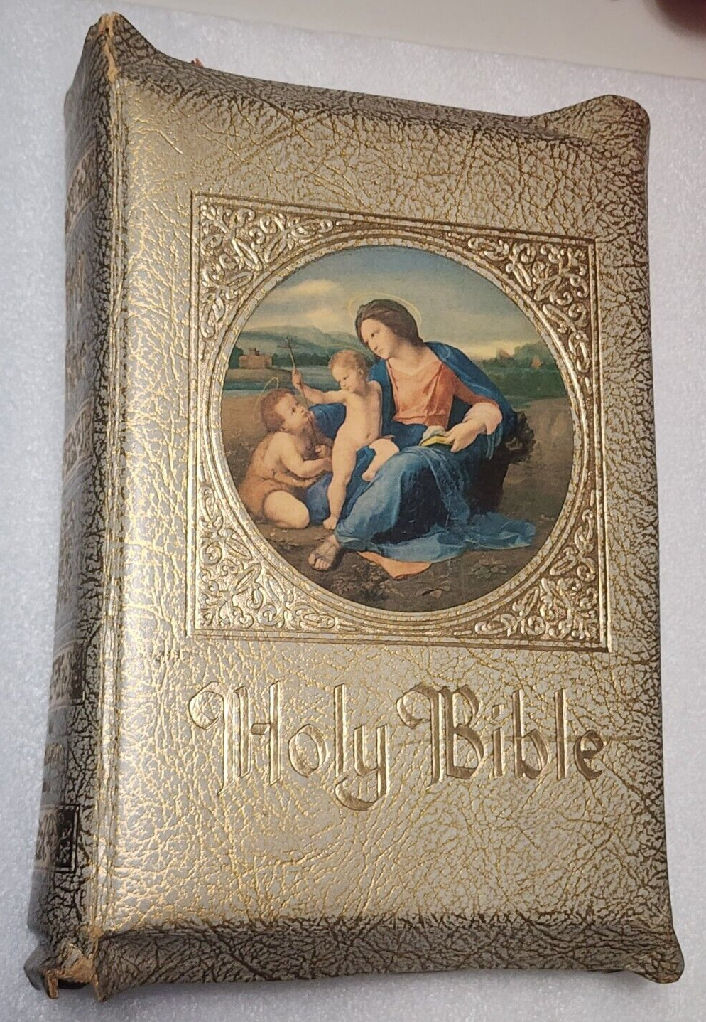 Holy Bible Book The Family Rosary Commemorative Edition Marian Yr. 1953 Catholic