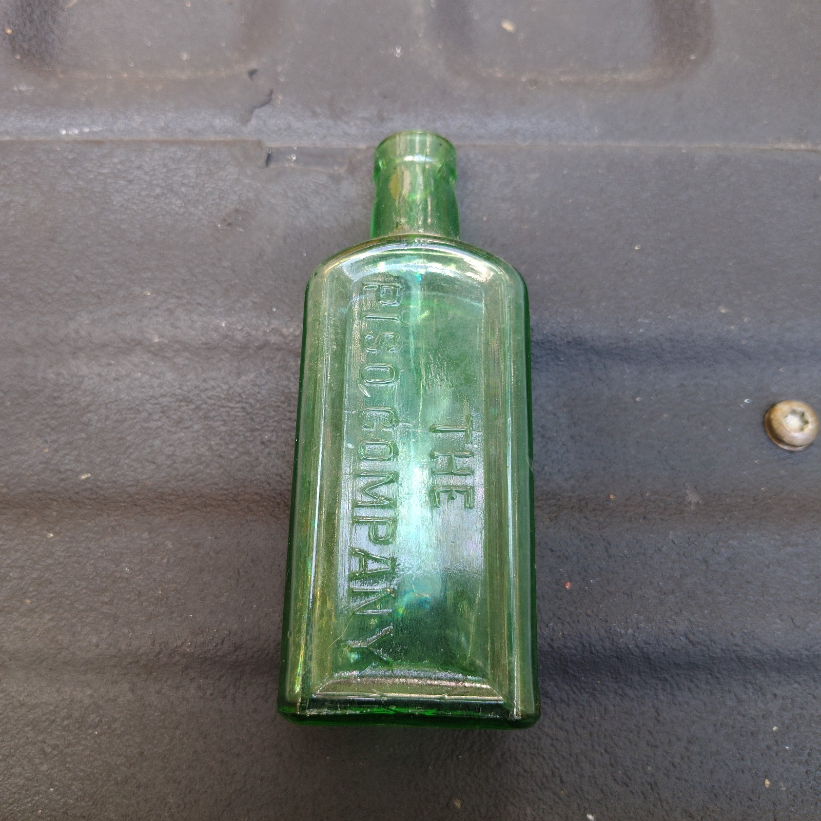 Antique Emerald Green Glass Empty Indica Tintcure Medicine Bottle Piso\'s Cure