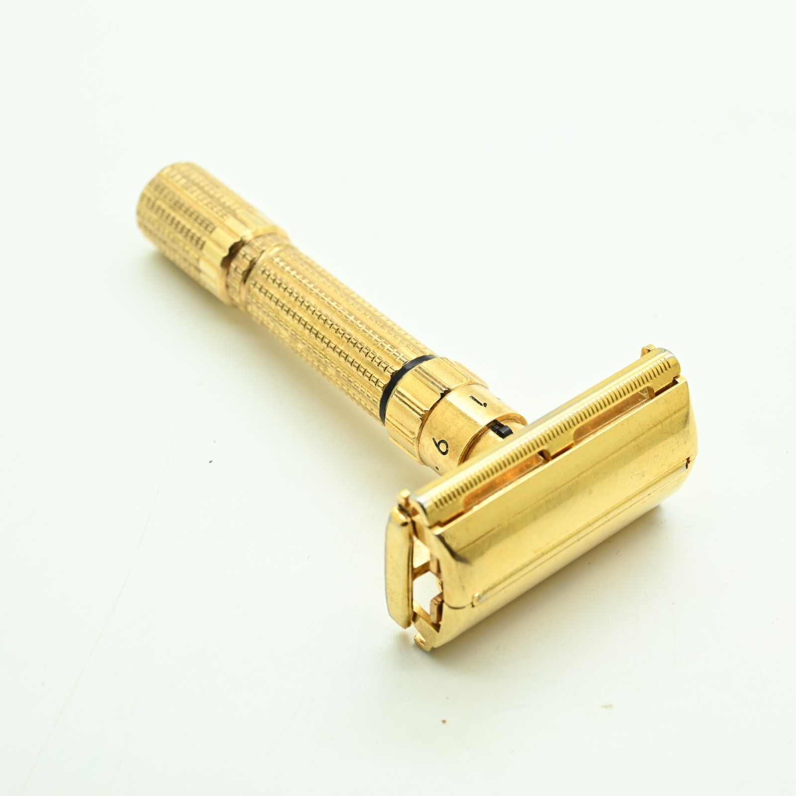 Vtg 1958 Gillette FATBOY Gold EXECUTIVE Adjustable TTO Safety Razor D-3 