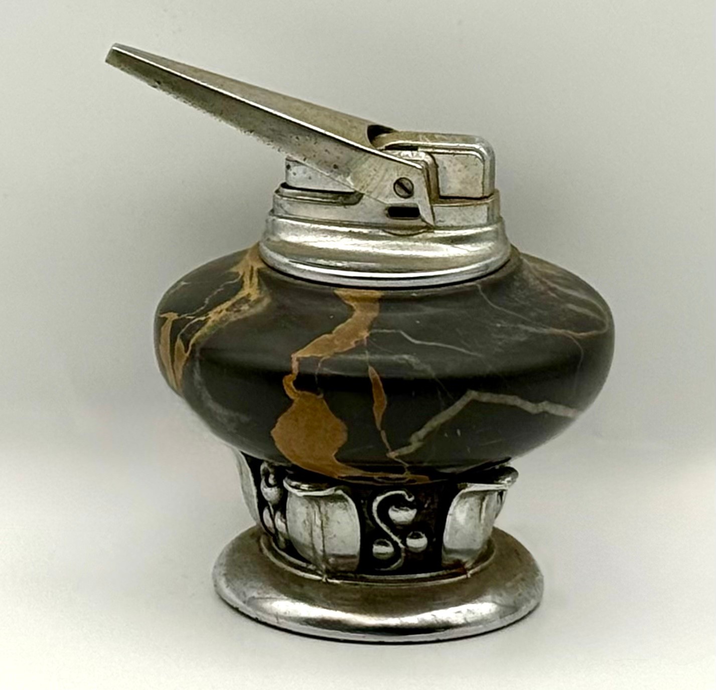 Vintage Ronson Marble Table Lighter Black Gold Portoro Chrome Base Newark NJ