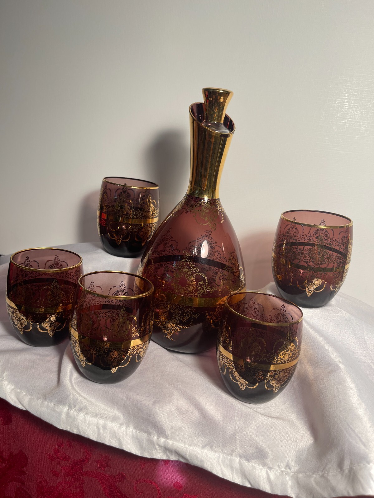 Vintage Murano Venetian Purple Amethyst Wine Decanter and Glass Set 6 Pieces Vintage Murano Venetian Purple Amethyst Wine Decanter and Glass Set 6 Pieces