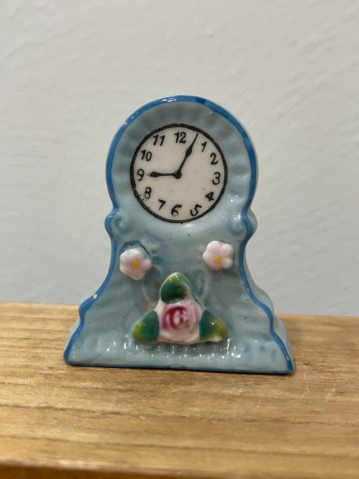 Vintage Japanese H Kato Occupied Japan Porcelain Clock Figurine
