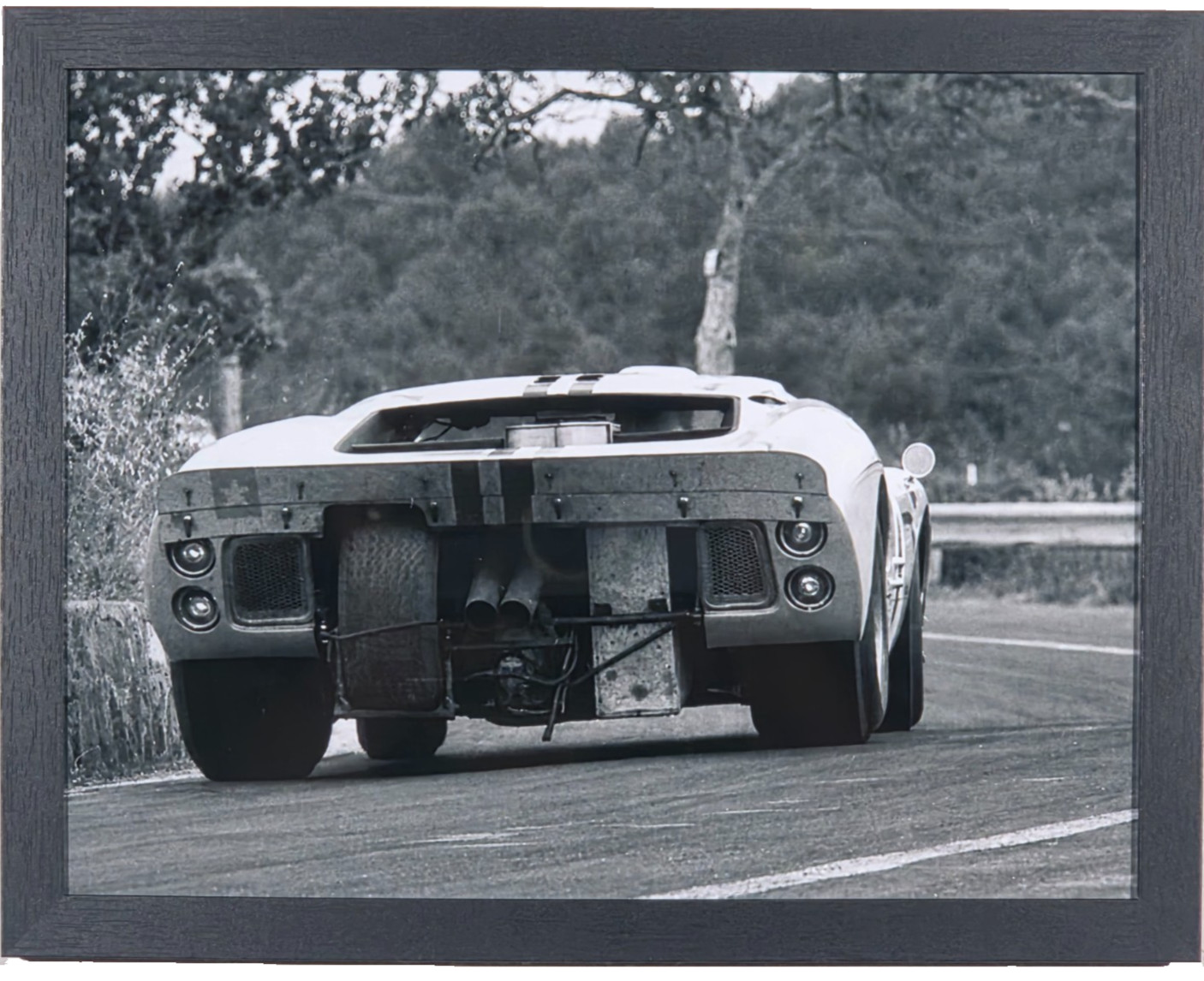 12X9.5 FRAMED 1967 FORD GT40 REPRODUCTION PRINT - READY TO DISPLAY
