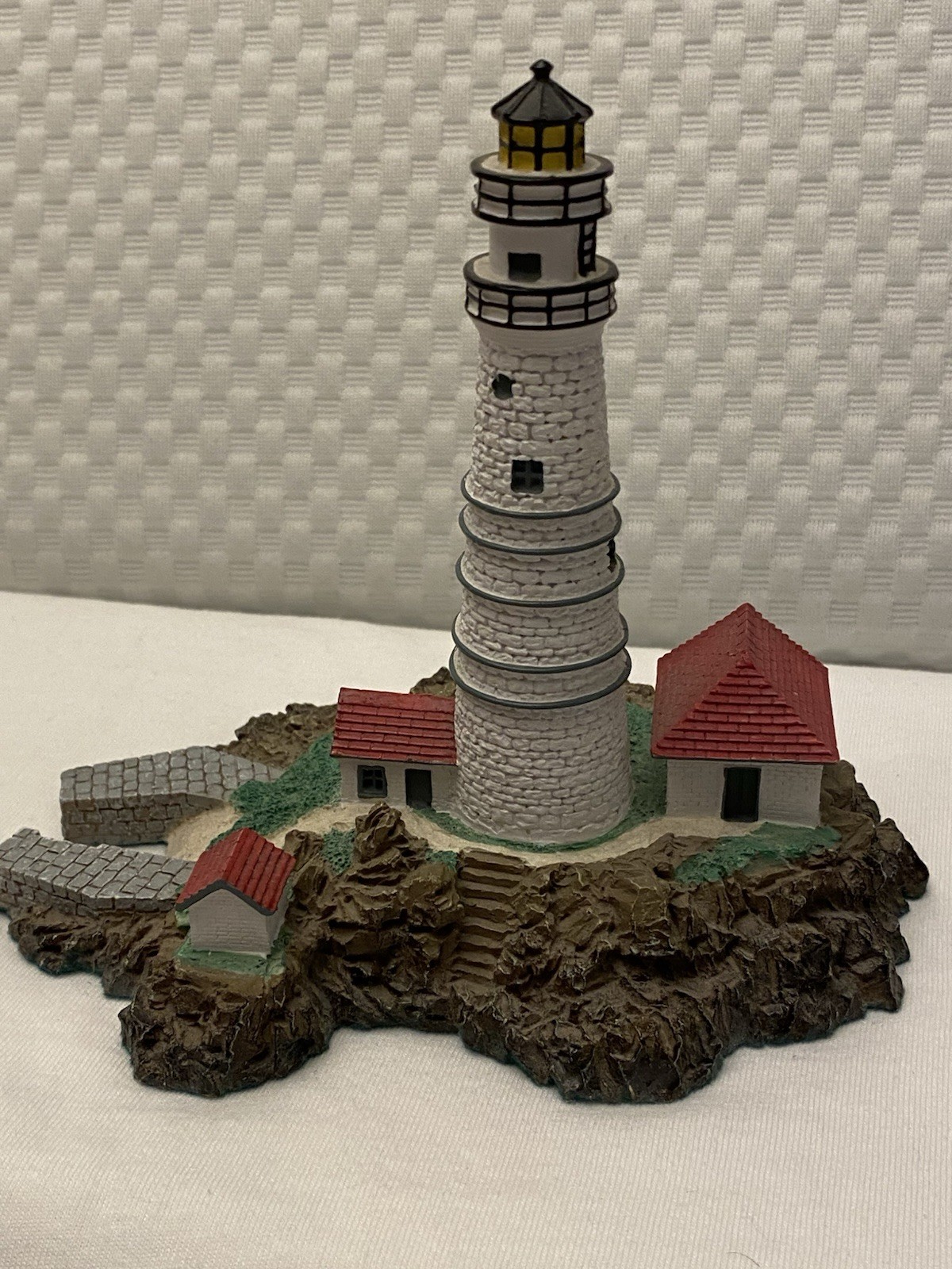 The Danbury Mint Boston Light 1992 Figurine