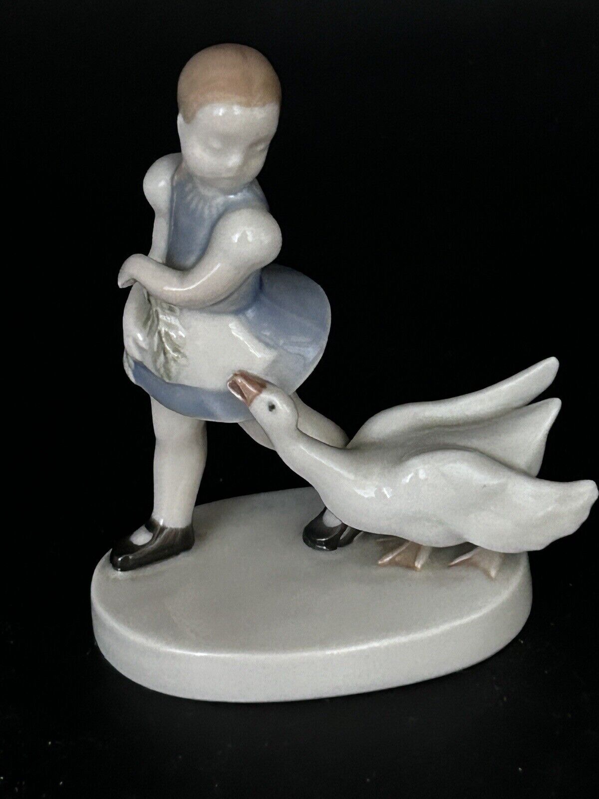 ROSENTHAL SELB Girl and Goose porcelain figurine #1305 multicolor 