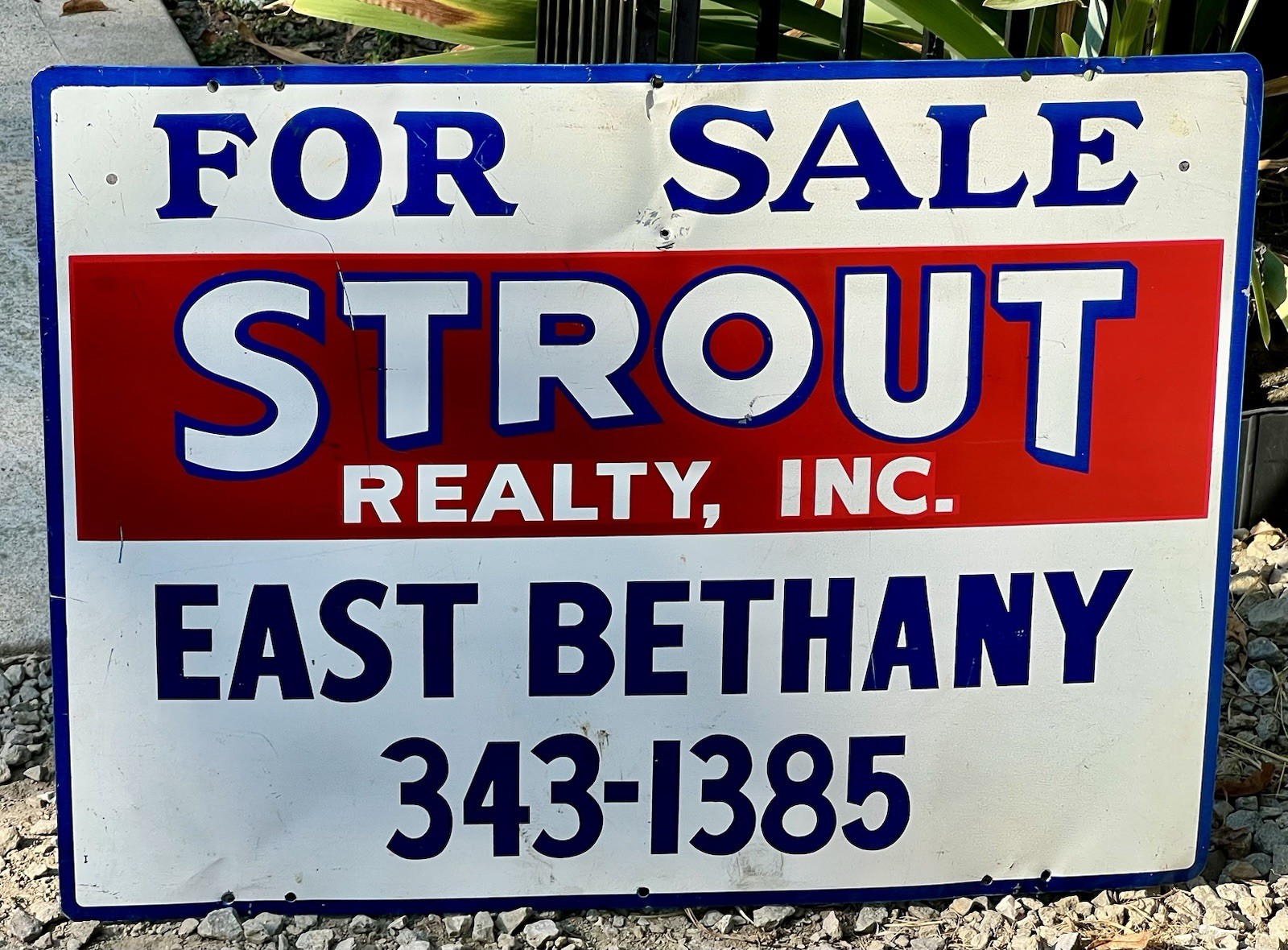 VINTAGE STROUT REALTY REAL ESTATE EAST BETHANY NEW YORK METAL FOR SALE SIGN NY