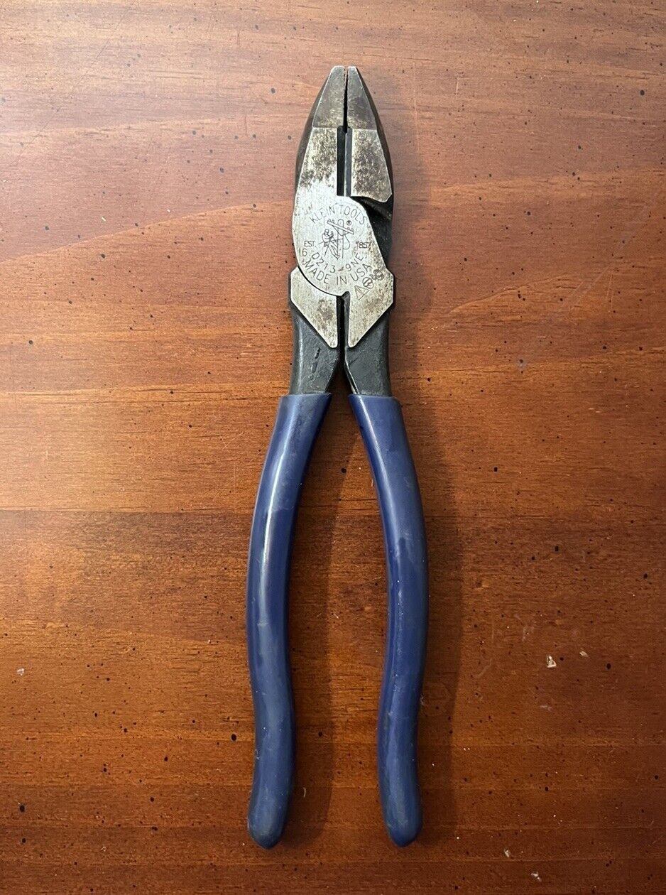 Vintage Klein Tools Linemans Pliers 213-9NE Made In USA  Great Condition