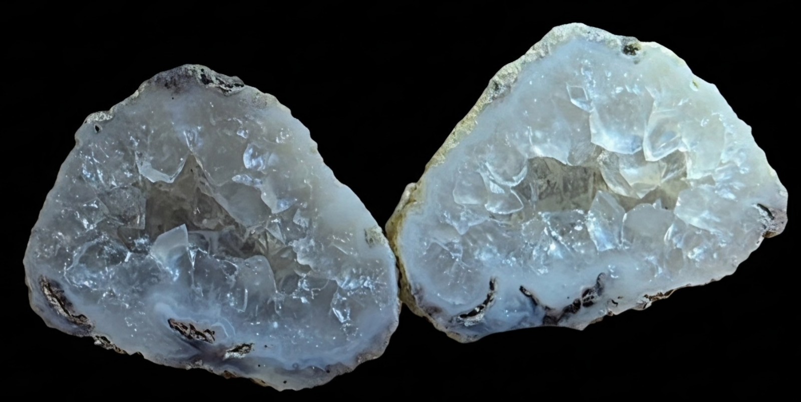 2 Pairs Rare Tabasco Geodes Crystal Points 